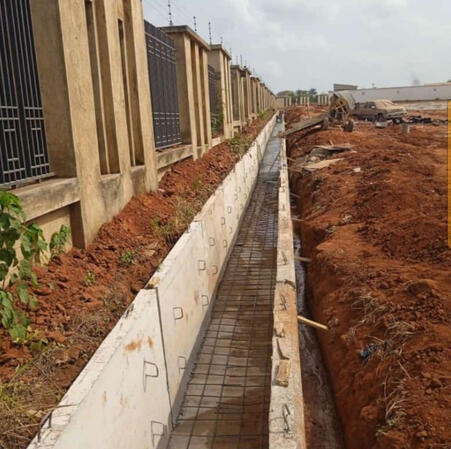 OBUEFI DRAINAGE &amp; GUTTER FIXING